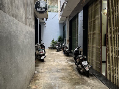 Bán nhà hẻm cạn đường Hoàng Văn Thụ, TP Qui Nhơn