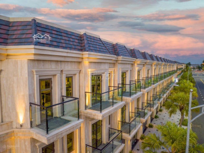 Cần tiền trả nợ bán gấp nhà mặt tiền Xuân Thủy