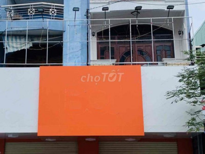 MBKD 8*21m mặt tiền Trần Hưng Đạo giá 80tr