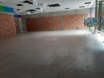 Nhà mặt tiền 450m2 15x30 Trần Hưng Đạo