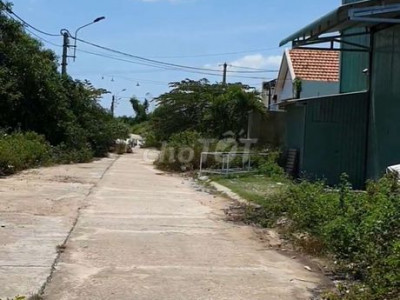 Bán lô đất mặt tiền thị xã An Nhơn giá 1,1 tỉ