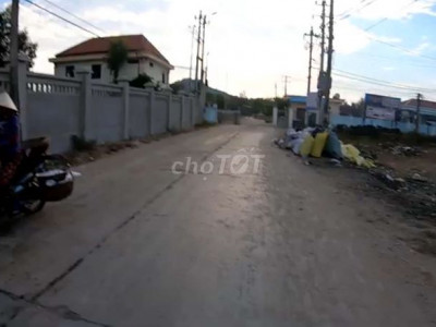 Bán nhà cấp 4 gần cảng Đề Gi giá 1,4 tỉ