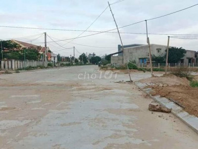 Bánlô đất gộp giá rẻ hơn thị trường mấy trăm triệu