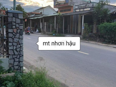Bán đất vân sơn nhơn hậu, trục đường chính