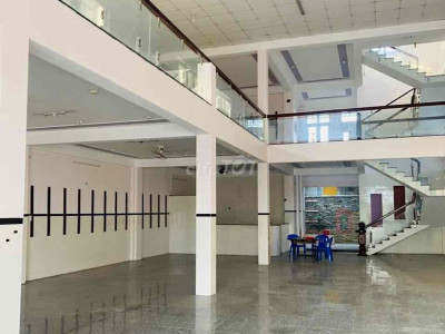 Siêu MBKD Phú Tài 12*26m trống suốt giá rẻ