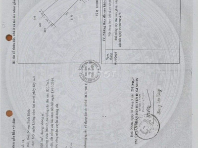 bán lô đất mặt tiền đường nhựa có sẵn nhà cấp 4 vị  trí đông dân cư