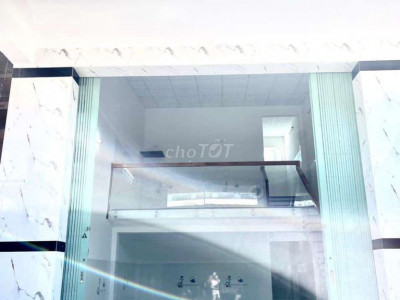 Nhà 70m2 2pn giá thuê 2,5triệu hẻm âu cơ phú tài