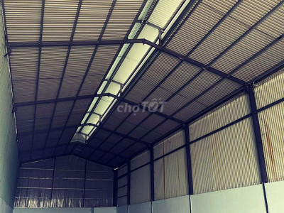 Cho thuê xưởng 800m2 ngang 20m mặt tiền quốc lộ Tuy Phước