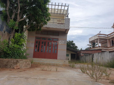 Bán nhà có cấu trúc nhà nghỉ bình dân ( hoài nhơn )