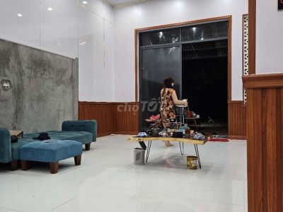 Cho thuê nhà văn phòng