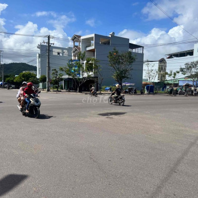 CHO THUÊ TOÀ NHÀ TRUNG TÂM TP