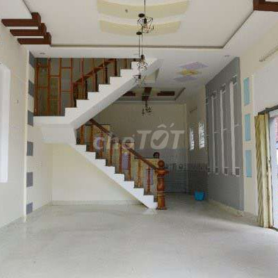 Nhà mặt tiền Hoàng Văn Thụ, 3 mê.