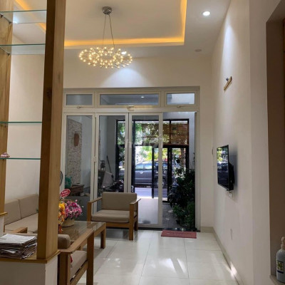 NHÀ NGUYÊN CĂN 3 TẦNG LÀM VĂN PHÒNG KINH DOANH