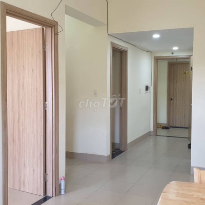 Cho thuê Căn hộ 2PN CC Xuân Thuỷ Lock B