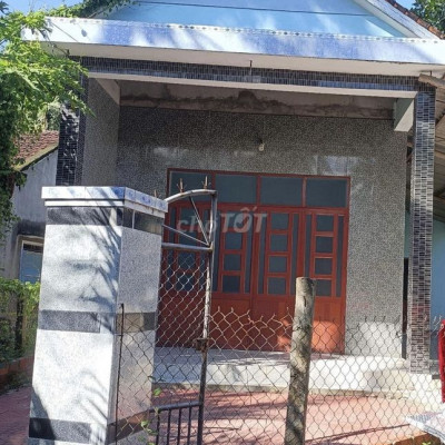 Nhà Cấp 4 + Lô Đất Sau Lưng Uỷ Ban Tam Quan Bắc