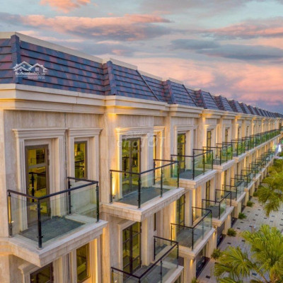 Cần tiền trả nợ bán gấp nhà mặt tiền Xuân Thủy