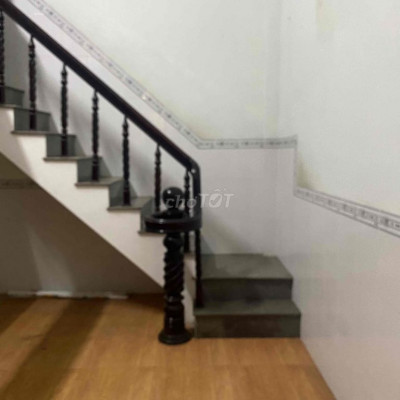 Nhà 4PN 4WC hẻm oto đường Ngô Mây giá 6tr