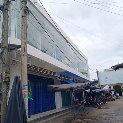 Cho thuê mặt bằng ngay TT Thương Mại P.Bồng Sơn