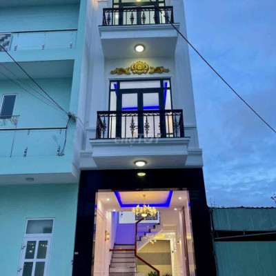 Bán nhà đường Nguyễn Thanh Trà Quy Nhơn giá 3,33 ỷ