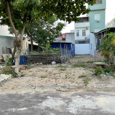 Bán đất nặt tiền Hoàng Văn Thái 90,5m2 giá 3ty7 TL