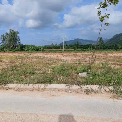 Cần Bán Lô Đất Gần Kcn Nhơn Tân