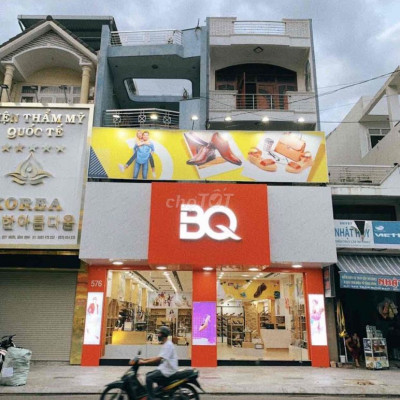 Cho thuê nhà 3 tan 8x20 siêu vip trung tâm quy nho