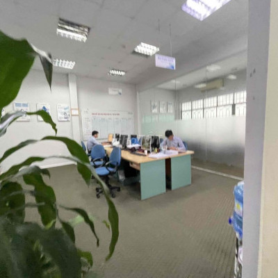 Cho thuê nhà 2 mặt tiền Trần Hưng Đạo