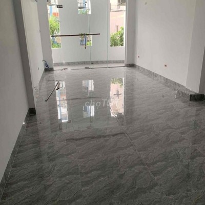 Cho thuê nhà mặt tiền chương dương 9 pn