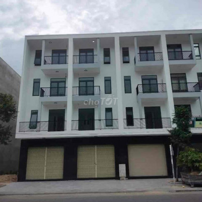 Shophouse 4 Tầng mặt tiền Tây Sơn gần Mazda 15tr