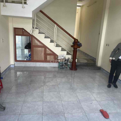 CẦN BÁN NHÀ HẺM OTO HOÀNG VĂN THỤ GẦN CC SIMONA