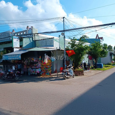 Bán nhà đất 2 mặt tiền xã Phước Thành (chính chủ)