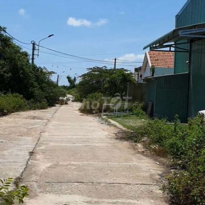 Bán lô đất mặt tiền thị xã An Nhơn giá 1,1 tỉ