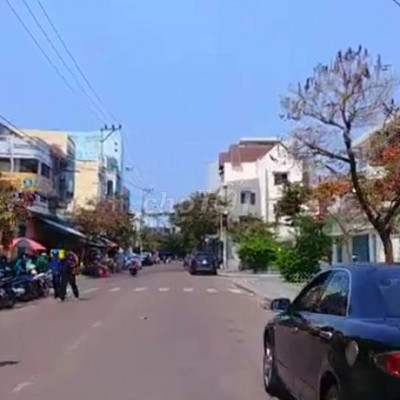 Bán nhà mặt tiền Trần Cao Vân ngang 10m giá 42 tỉ