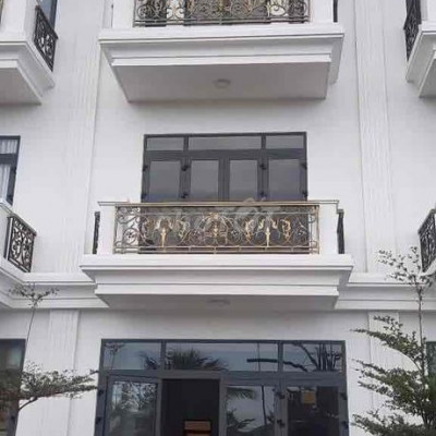 Shophouse mới leng keng 4 tầng An Phú Thịnh giá re