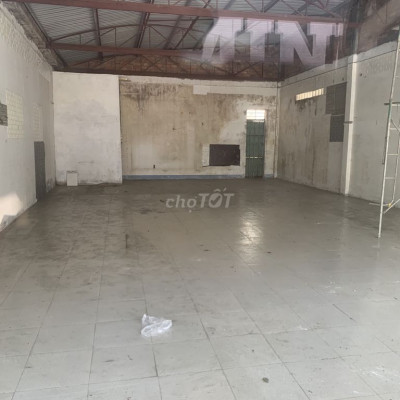 Cho thuê nhà mặt tiền trần hưng đạo 150m2 N8