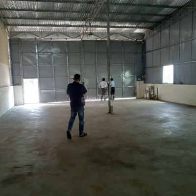 Cho thuê xưởng 200m2 đường Tây Sơn Ngang 10m