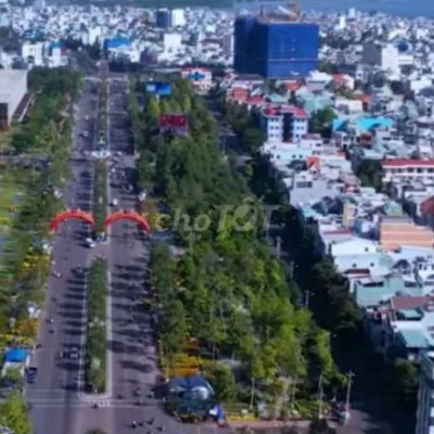 Bán lô đất Đê Đông cách đại học FPT Quy Nhơn 200m