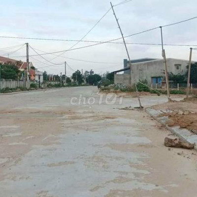 Bánlô đất gộp giá rẻ hơn thị trường mấy trăm triệu