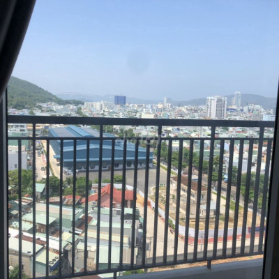 Cho thuê căn hộ chung cư Xuân Thủy lock C