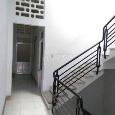 CẦN BÁN GẤP NHÀ MẶT TIỀN 88m2 ĐỐI DIỆN CHỢ ĐẦM..