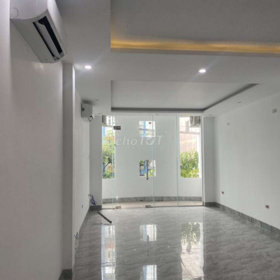 Cho thuê văn phòng DTSD 500m2 Chương Dương