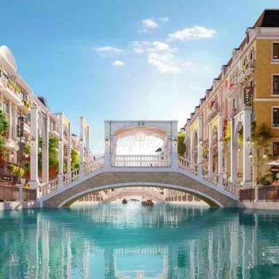 Merryland Quy Nhơn sở hữu nhà phố thương mại biển.