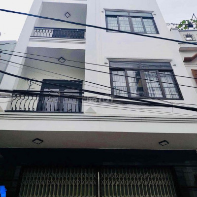 Nhà 4 tầng mới đường oto Nguyễn Thái Học cực đẹp