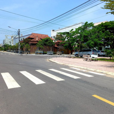 Bán đất rộng 201m2 (3ty8) khu HOÀNG LONG  Diêu trì