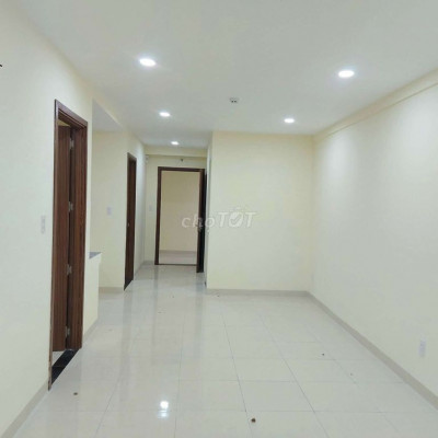 CHO THUÊ CĂN HỘ XUÂN THỦY LOCK C MỚI 2 PHÒNG NGỦ