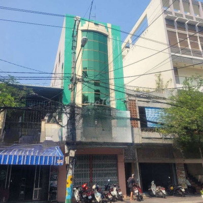 Cho thuê nhà 3 tầng 750m2 MT Lê Hồng Phong