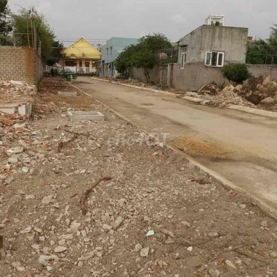 Cho thuê mặt bằng 2 mặt tiền đường