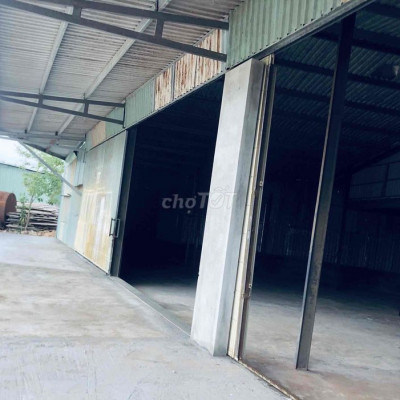 Kho Xưởng đối diện bờ sông phường Nhơn Bình