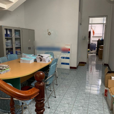 Nhà kinh doanh đường nguyễn thái học 100m2 2 lầu