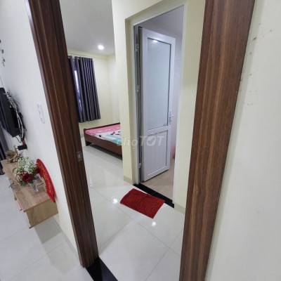 Cho thuê cc xuân thuỷ full nội thất 70m2 2pn2wc